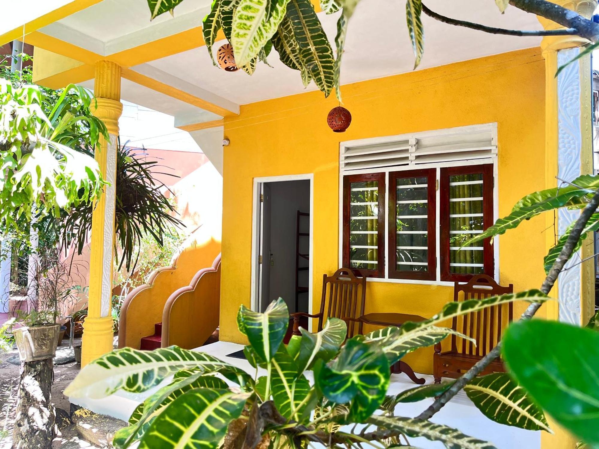 Flora And Fauna Mirissa Habitación foto